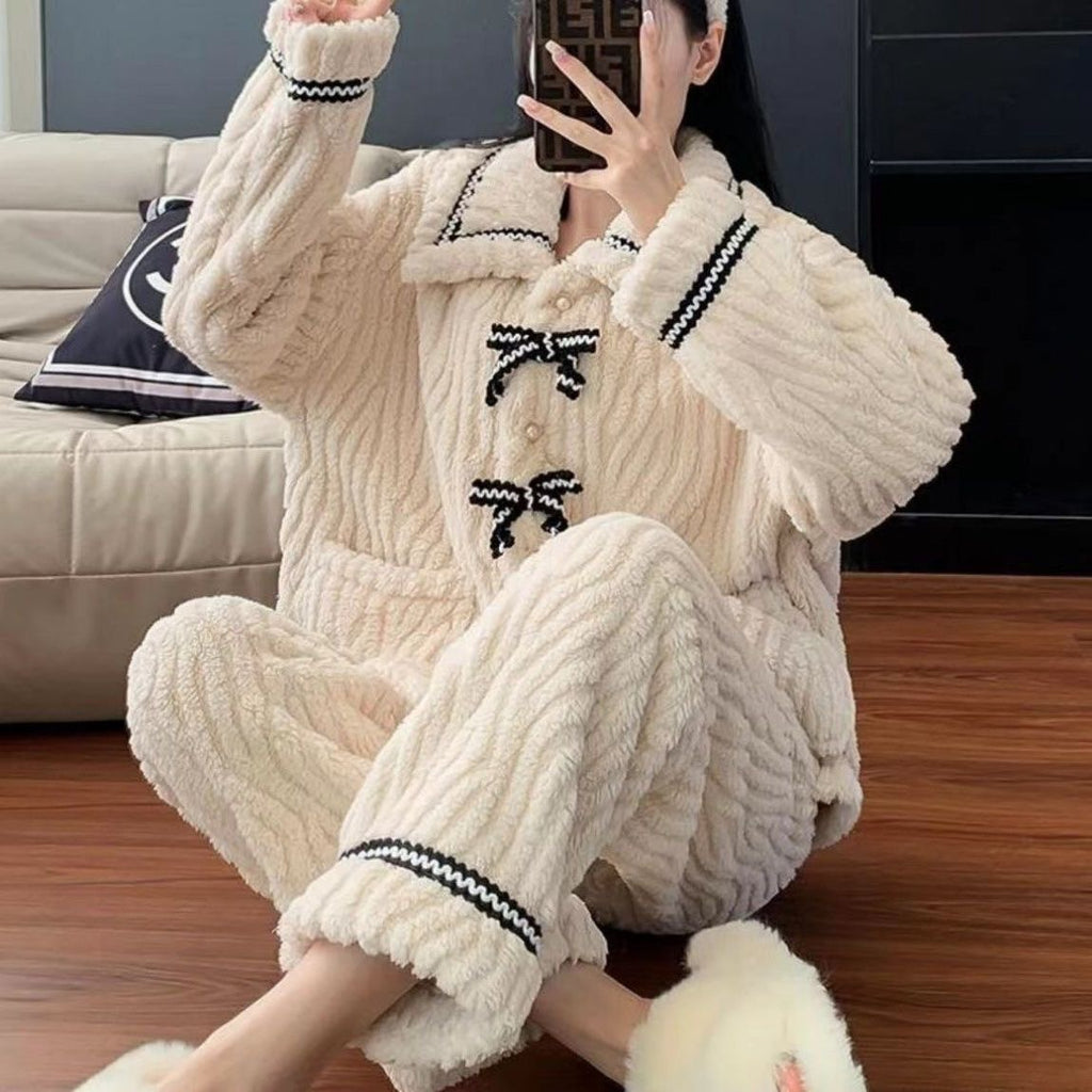 Aura Damen Pyjama