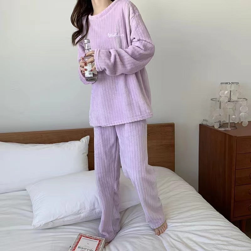 Aura Damen Pyjama